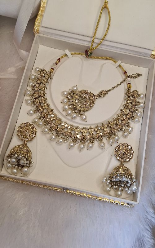 Heritage Gold-Plated Kundan & Pearl Jewelry Set